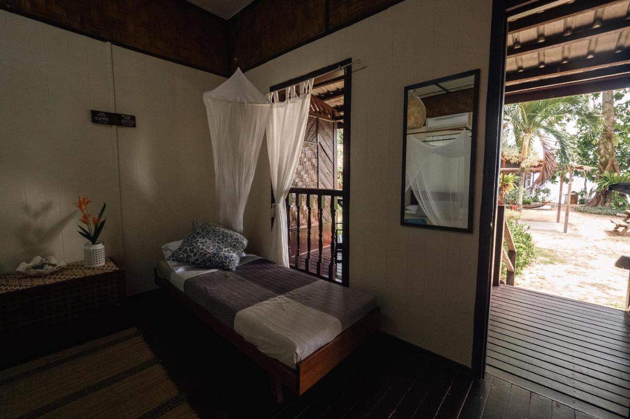 Swiss Cottage Tioman Kampong Ayer Batang المظهر الخارجي الصورة