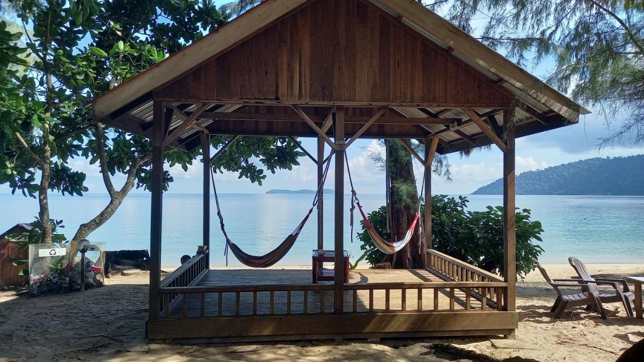 Swiss Cottage Tioman Kampong Ayer Batang المظهر الخارجي الصورة