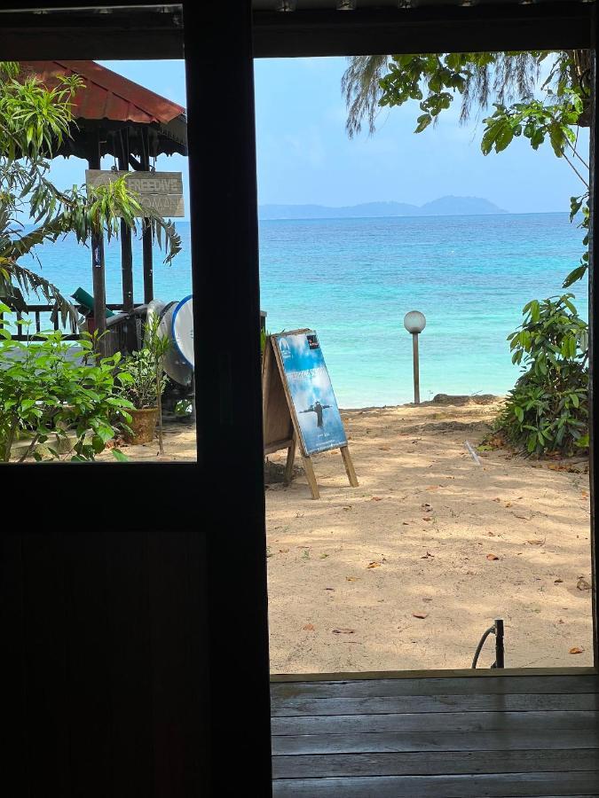Swiss Cottage Tioman Kampong Ayer Batang المظهر الخارجي الصورة